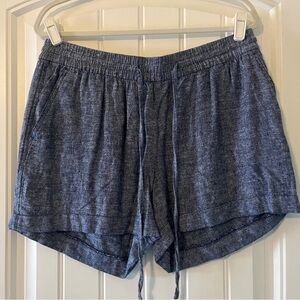 NWT Old Navy Blue Chambray Linen Blend Med Rise Pull On Shorts L